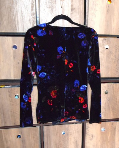 Top de terciopelo con cuello asimétrico estampado INC para mujer creado para Macy's negro talla M - Imagen 5 de 5