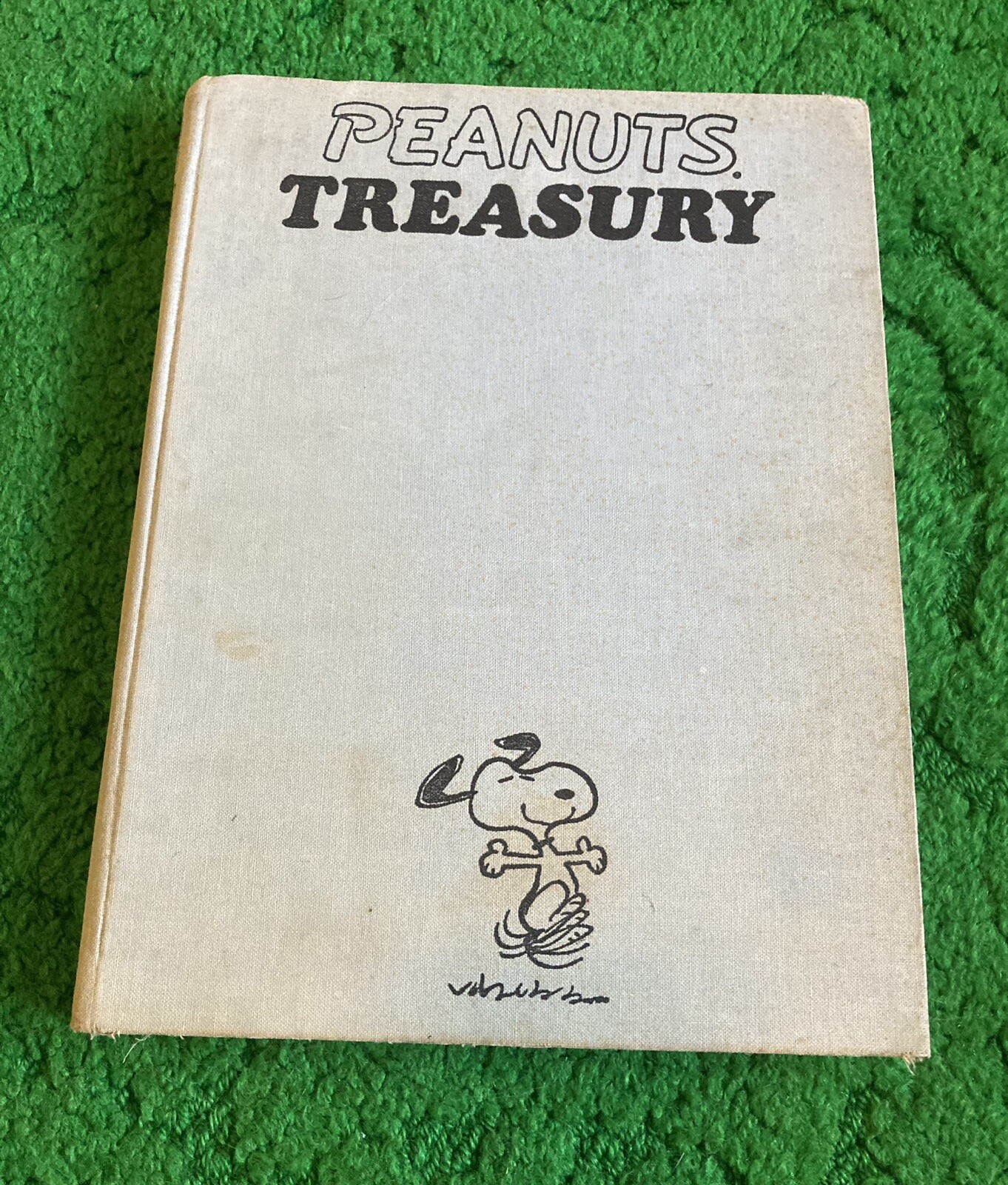 Peanuts Treasury by Charles M. Schultz First Edition (1968, Hardcover) Book eBay
