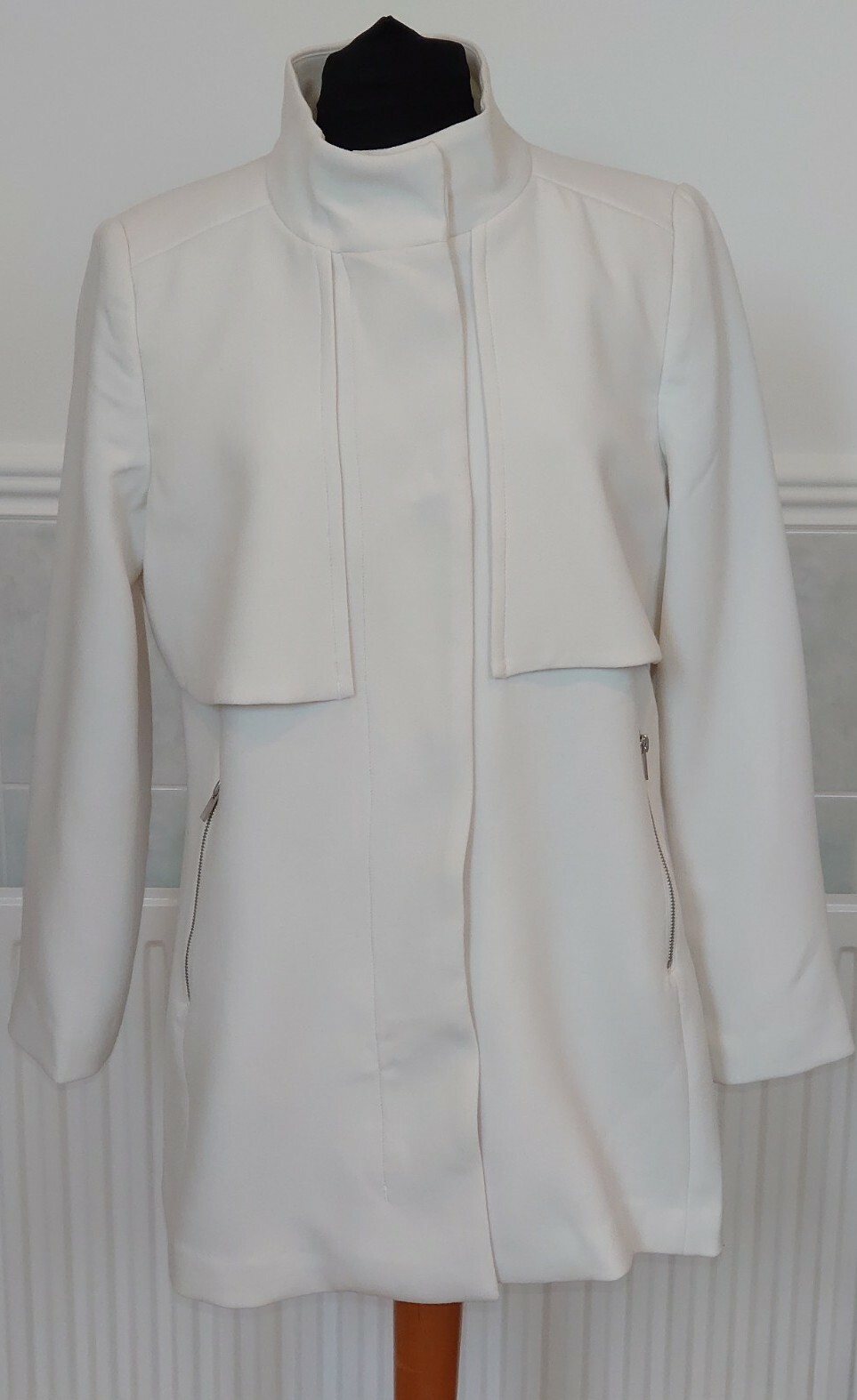 mango white coat
