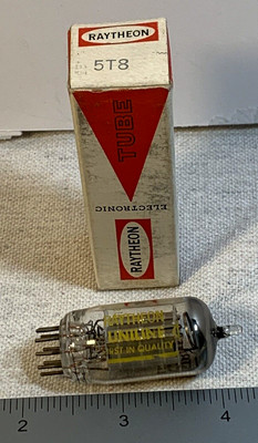 Vintage Raytheon 5T8 Vacuum Tube (NOS) In Original Box (G)