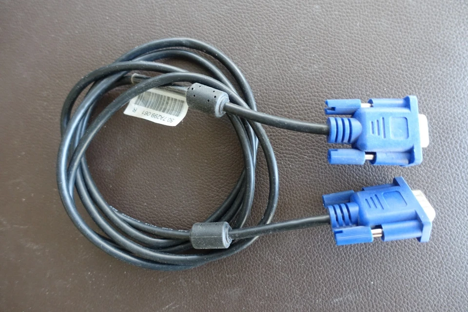 Dell HD VGA Male to HD VGA Male 6 ft. Video Cable 50.7A299.061 R - Image 2 of 3