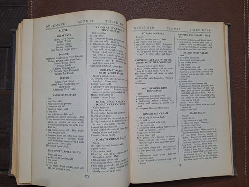 The Alice Bradley Menu-Cook-Book, 1944 One Volume Edition - Picture 11 of 17