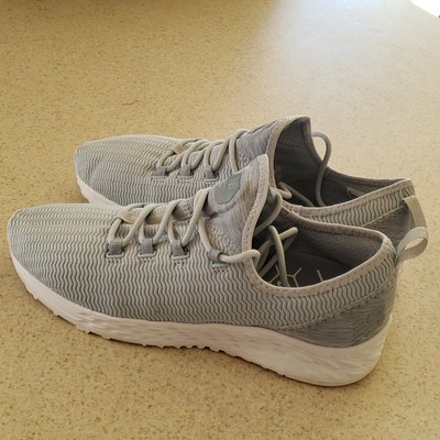 new balance wariscs1