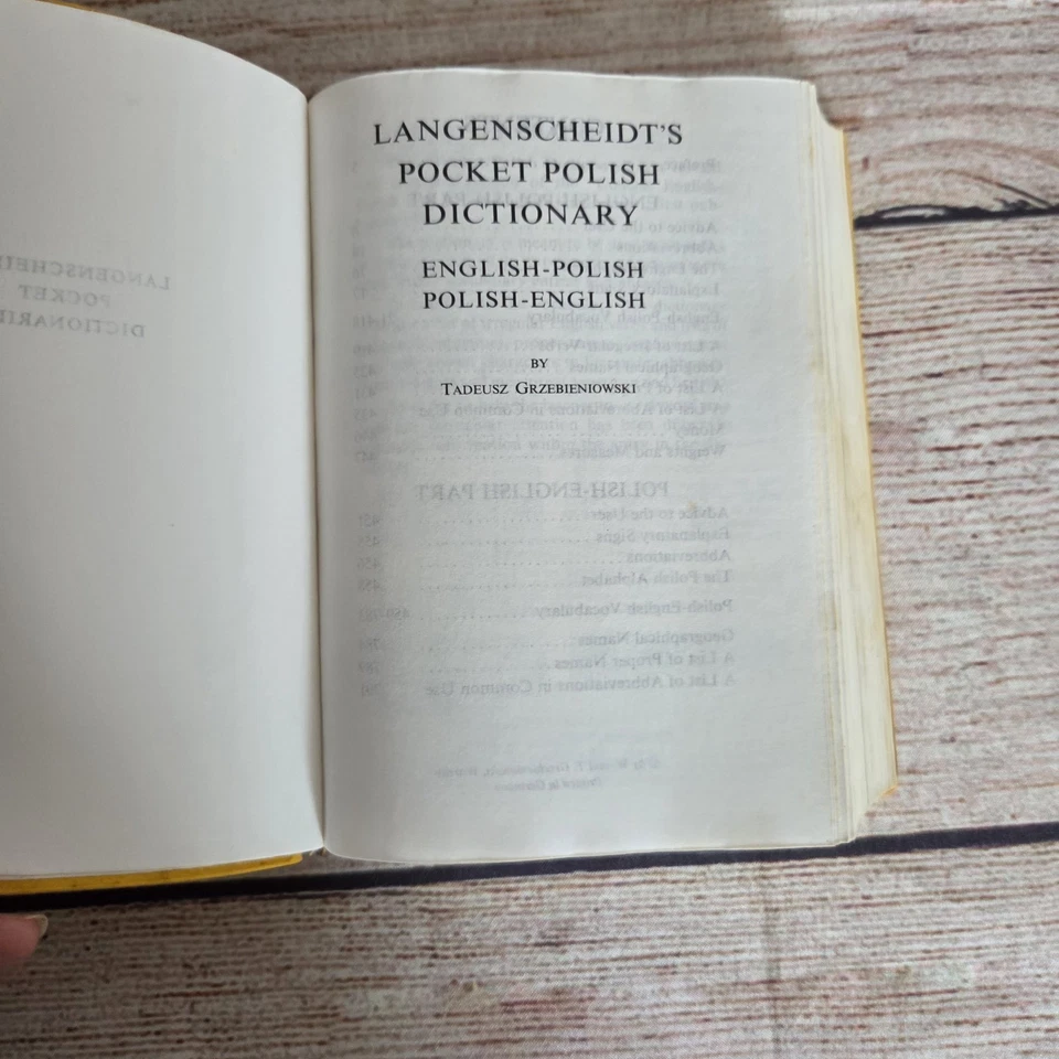 Langenscheidt Pocket Polish Dictionary: Polish English / English Polish - Image 2 of 4