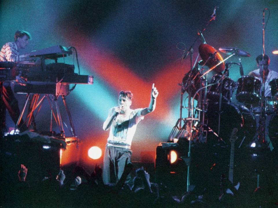 Simple Minds USB LIVE 1982 to 1986 twenty eight 28 FULL concerts MP3 audio only - Image 2 of 3