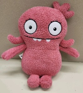 2019 Ugly Dolls Yours Truly Moxy 9" Pink Stuffed Plush Toy by Hasbro.