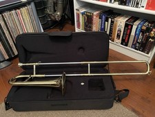 MOZ Slide Trumpet in Very Good Condition w Mouthpiece and Case
