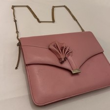 Vintage Pastel Pink Purse With Flower Gold Chain And Magnetic Clasp