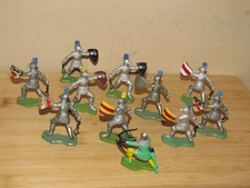 Vintage Britains Fifteen Century Medieval Knights  toy soldiers 1/32 scale