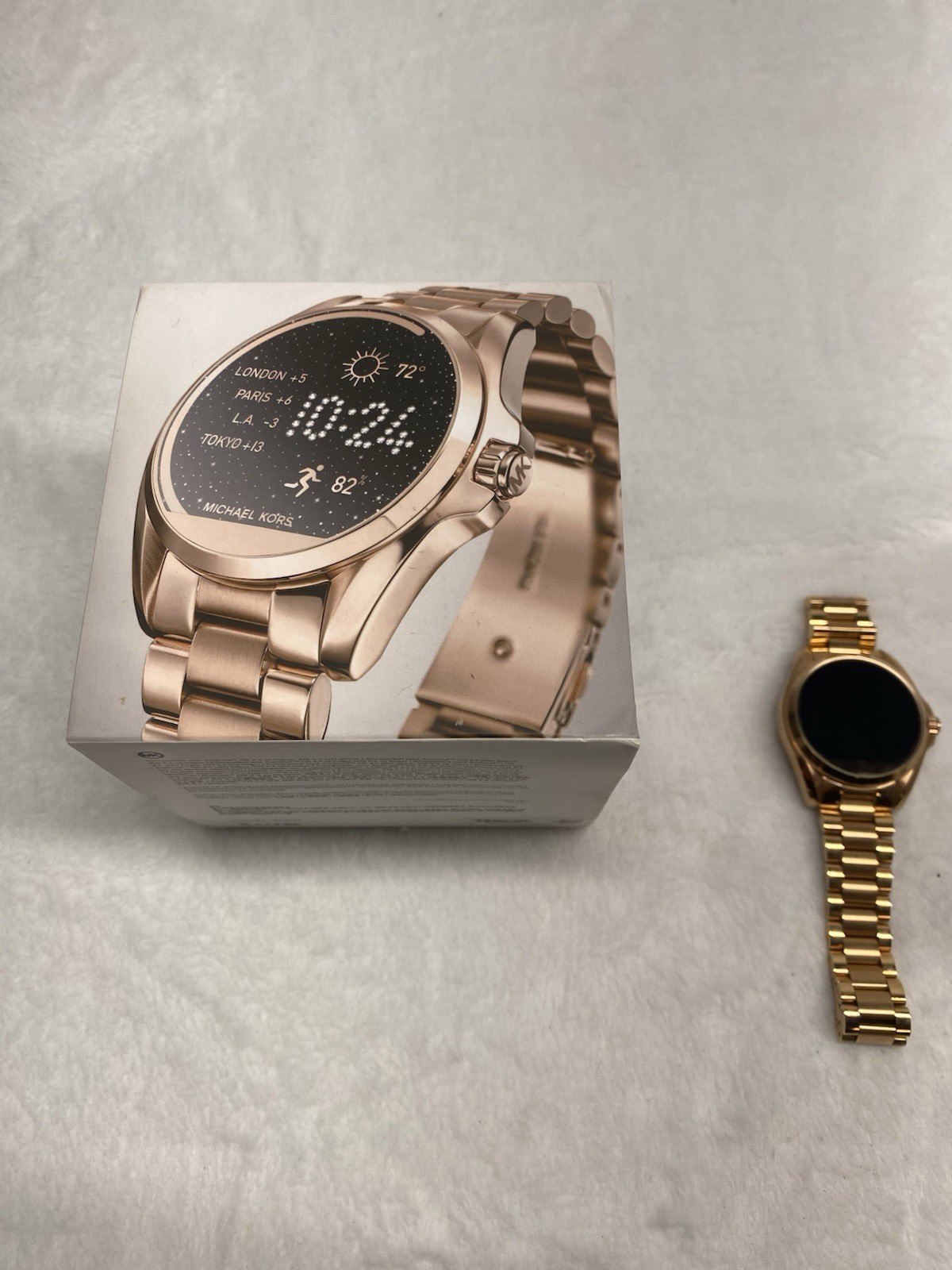 Michael Kors MKT5001 Smartwatch Gold Women's Quartz 42mm Used Needs Charger