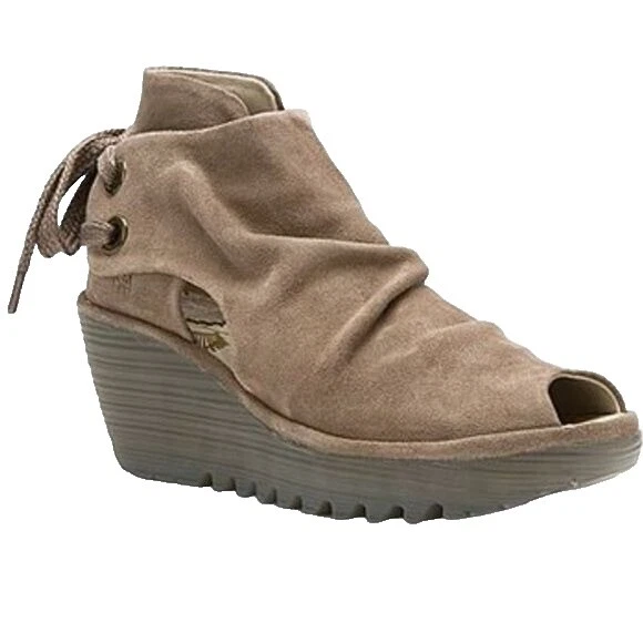 Cuña de tacón gamuza FLY London