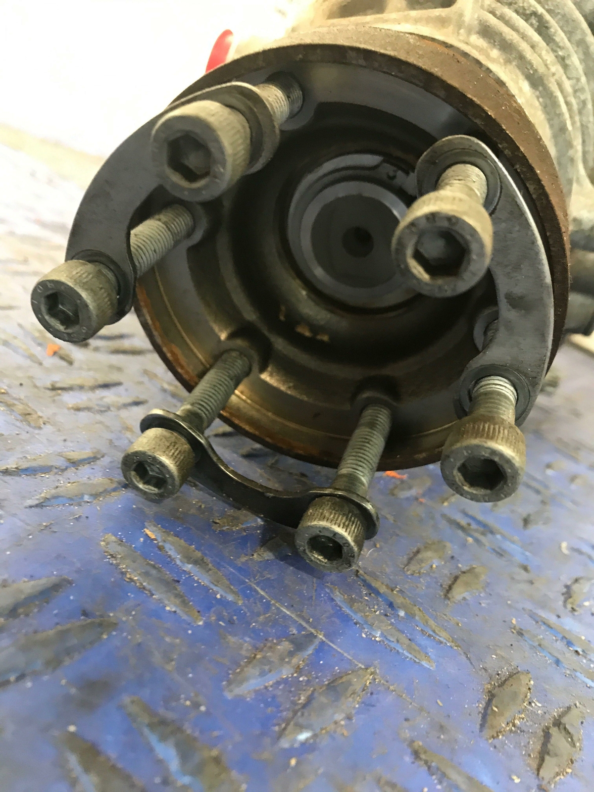 13-19 MASERATI QUATTROPORTE M156 FRONT DIFFERENTIAL AXLE CARRIER 6700077220 OEM