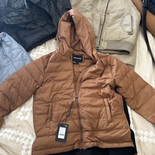 Escalier Women's Short Hooded Down Jacket Lightweight Waterproof Puffer Coats