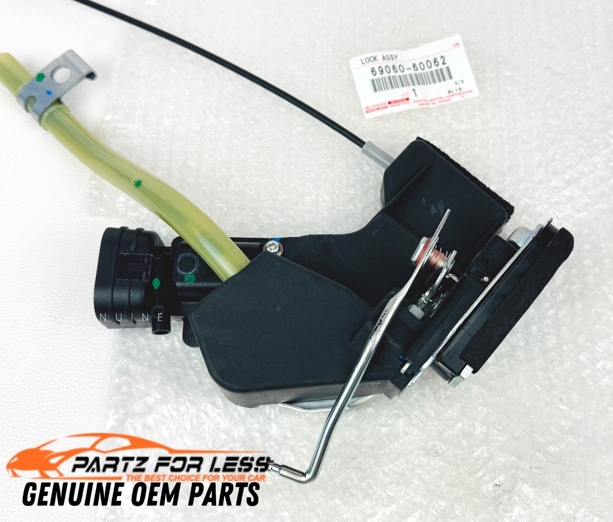 69060-60062 TOYOTA GENUINE LOCK ASSY, REAR DOOR, LH 6906060062 NEW