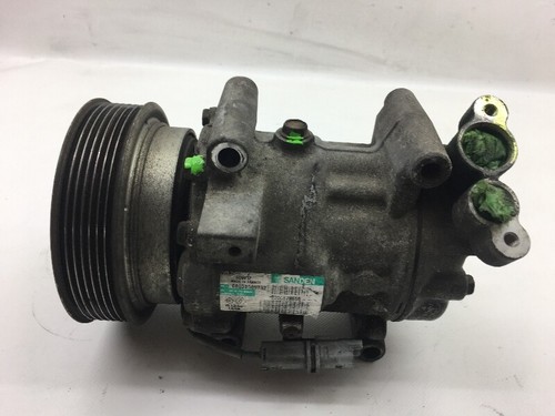 RENAULT Clio III R Klimakompressor 8200578856 Kompressor Klimaanlage
