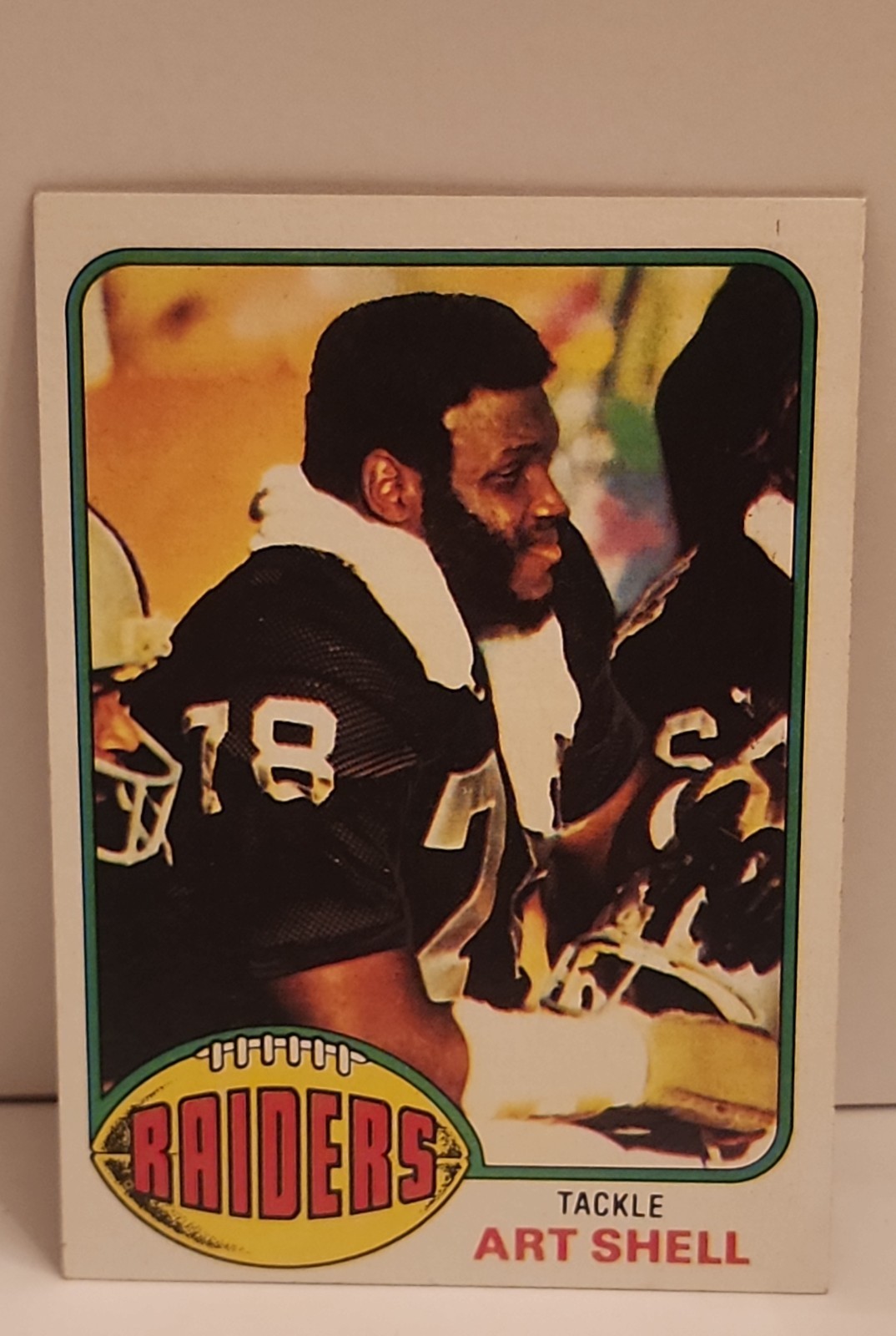 1976 Topps - Art Shell #380 Vintage NFL NM Condition 