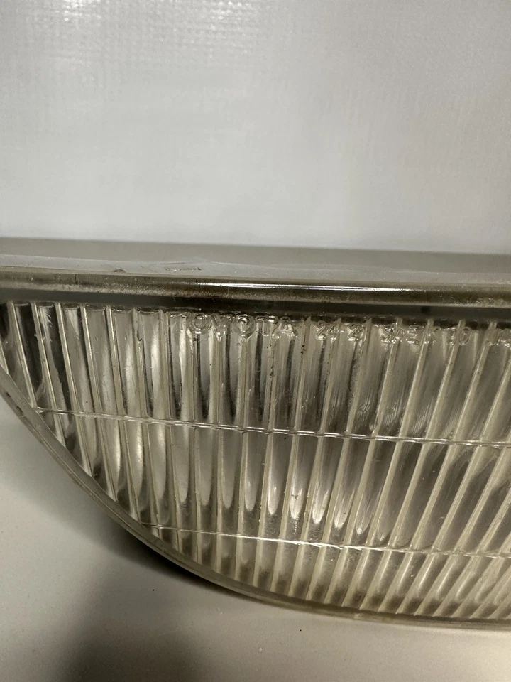 Faro antiniebla derecho pasajero Lexus SC400 SC300 1992-1995 OEM Foto 3 de 4