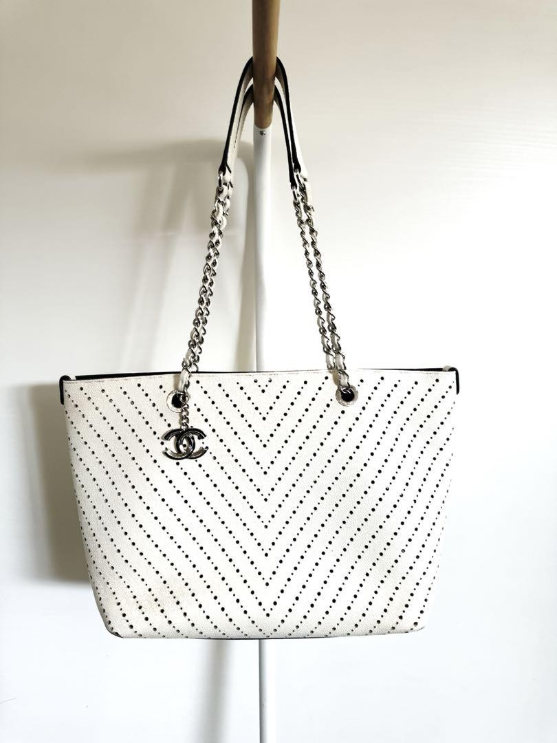 Chanel White Dot Leather Tote Bag Pre-Owned From Japan