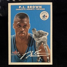 P.J. Brown 2000-01 Fleer Tradition #161 Charlotte Hornets NBA Base Set Card