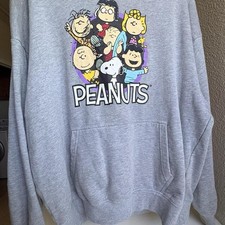 Cute Peanuts graphic hoodie   