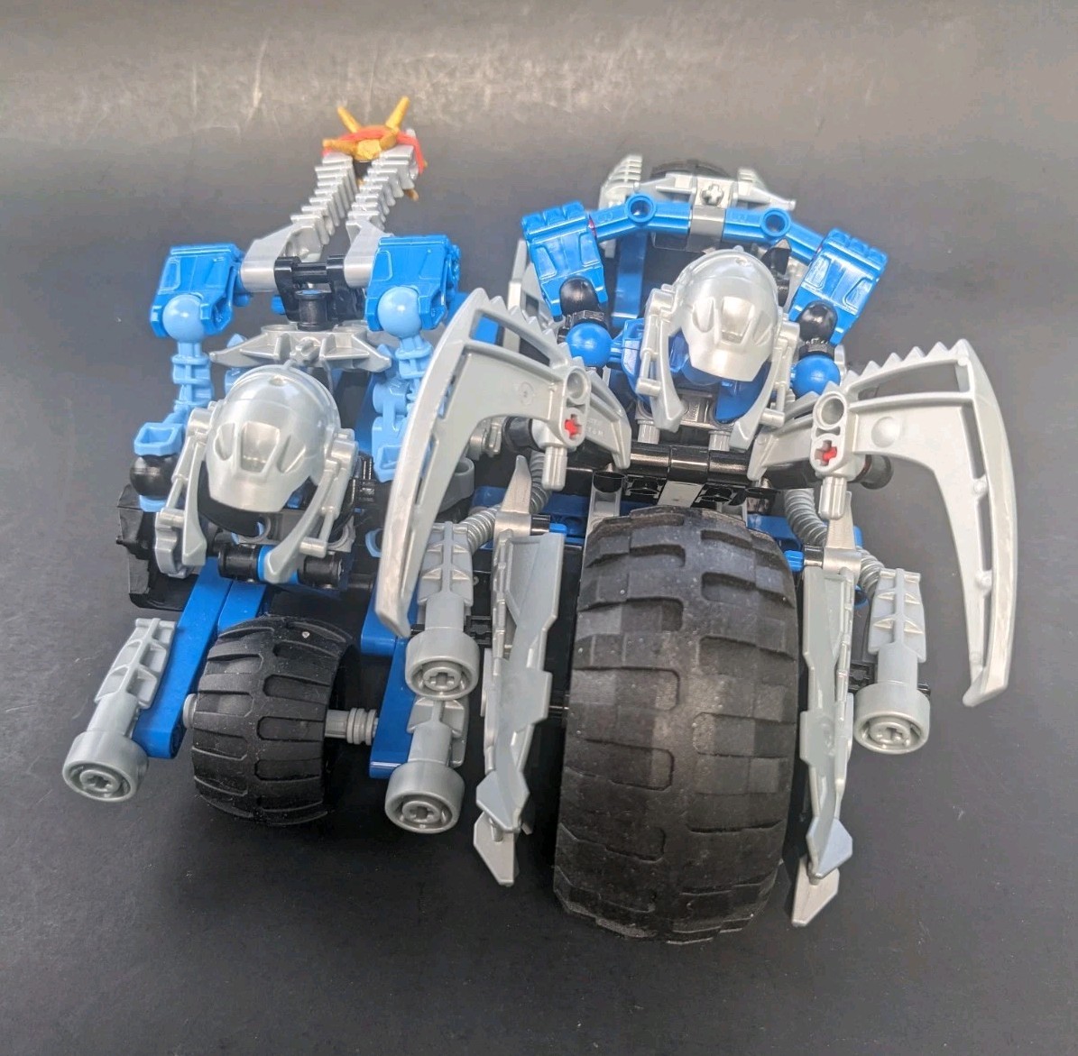Lego Bionicle 2009 Warriors Kaxium V3 8993 Complete, Includes