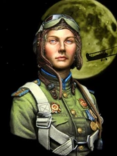 1/10 Scale Female Pilot Bust Figurine WWII Aviation Resin Sculpture Model Unpain