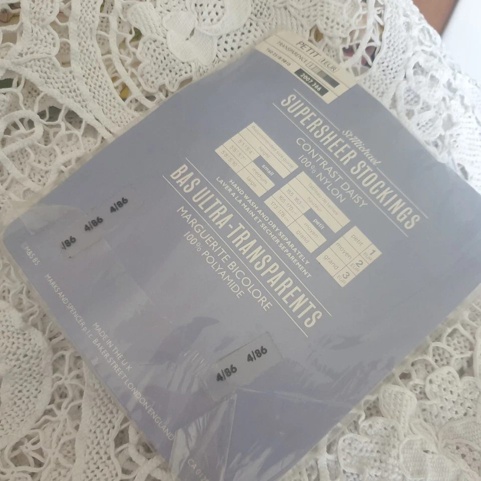 Vintage 80s Stockings White Pink Daisy St Michael Supersheer Sz S - Image 4 of 4