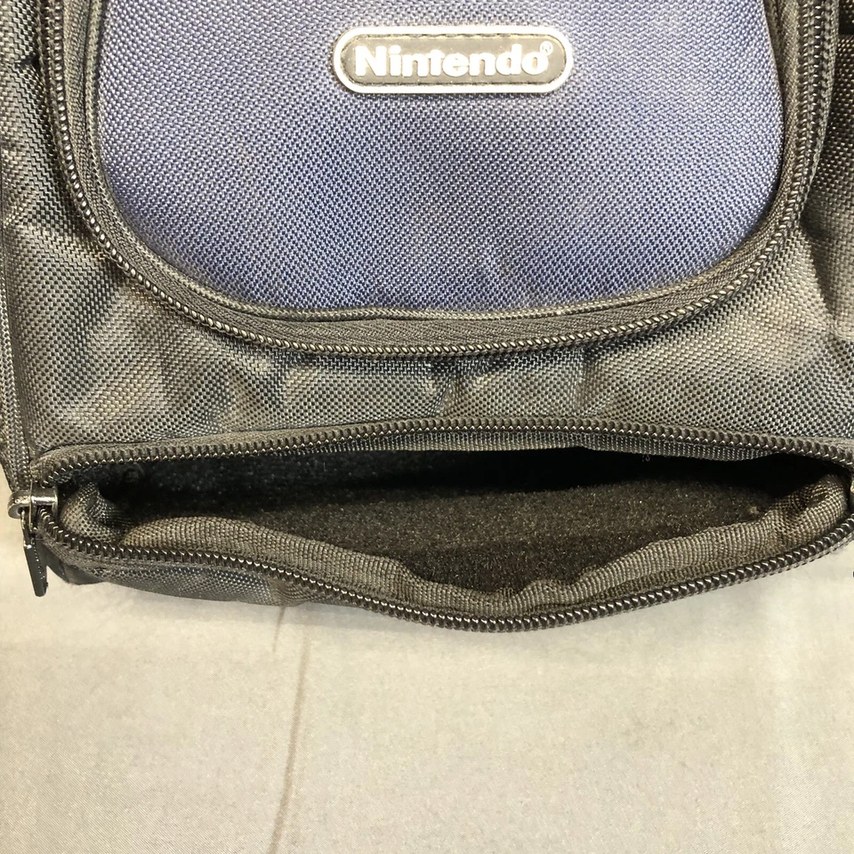 VINTAGE Azul Nintendo Mini BOLSO Mochila FUNDA SUAVE VIAJE Game Boy Foto 4 de 4