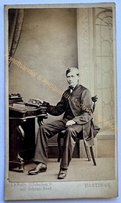 orig. CDV Foto Fotografie Bild alt Herr Mann Mode um 1860 Hastings Wells