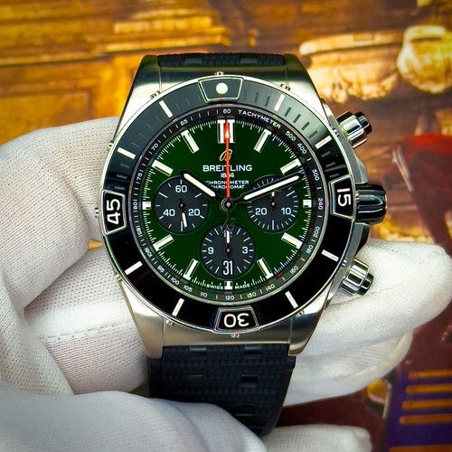 Breitling Super Chronomat B01 Green Dial Steel Automatic 44mm AB0136251L1S1