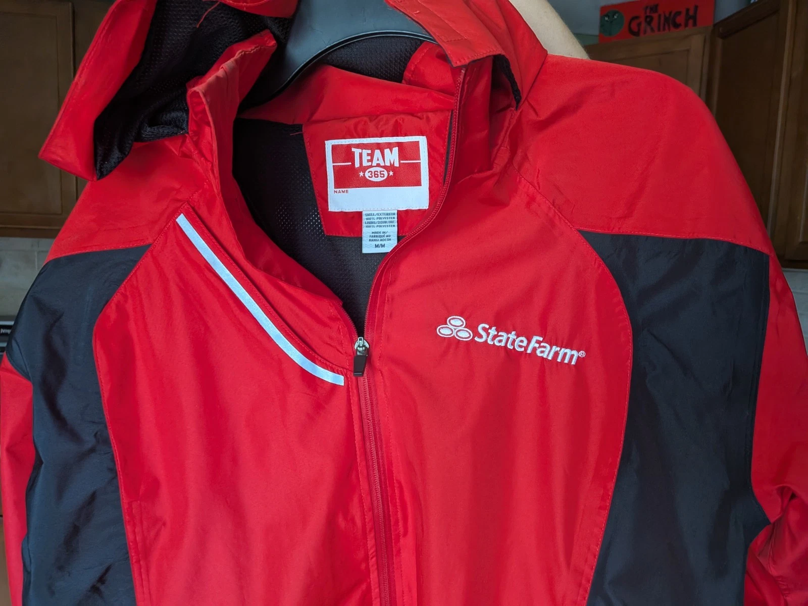 State Farm Jacket Windbreaker Medium M Team 365 Rain Hood Lightweight
