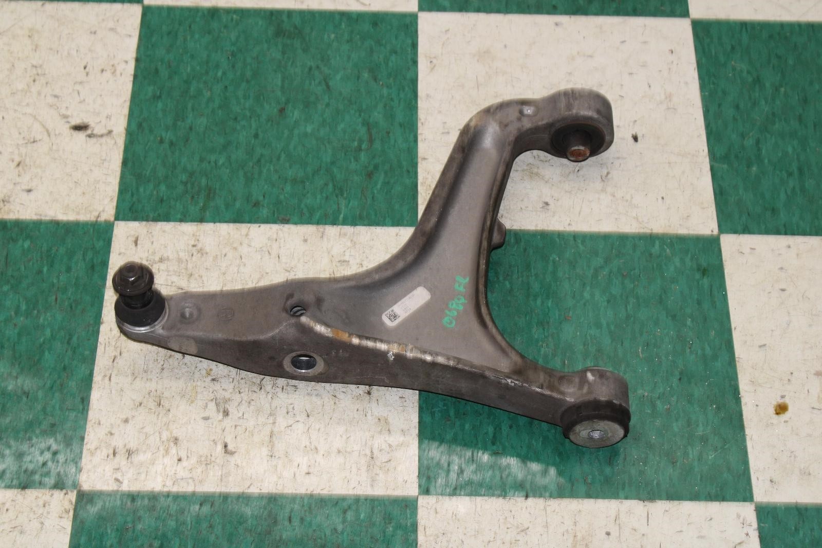Maserati Ghibli 2014-2017 Front Right Lower Control arm