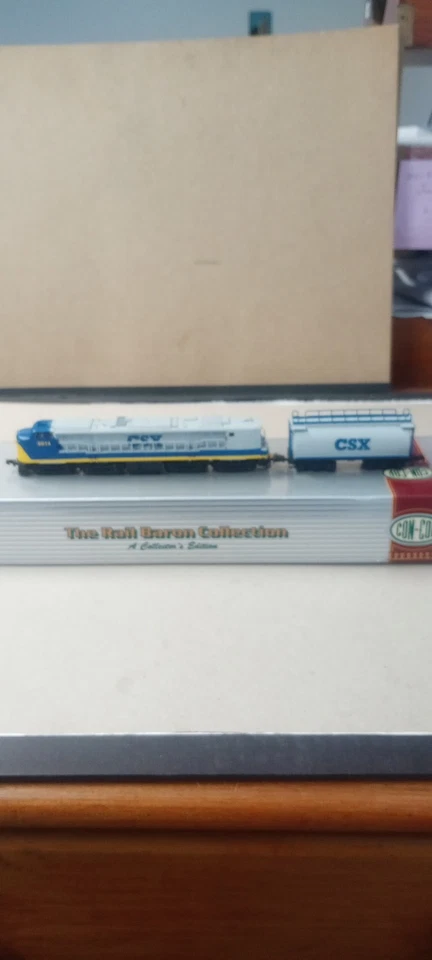 Read/Look N Scale Concor CSX Gas Turbine With Tender - Image 3 of 4