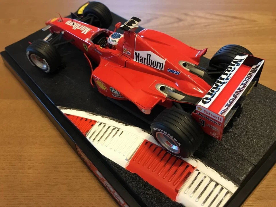 HOTWHEELS 1/18 Ferrari F399 #3 M. Schumacher 1999 Marlboro Diecast Model - Immagine 3 di 4