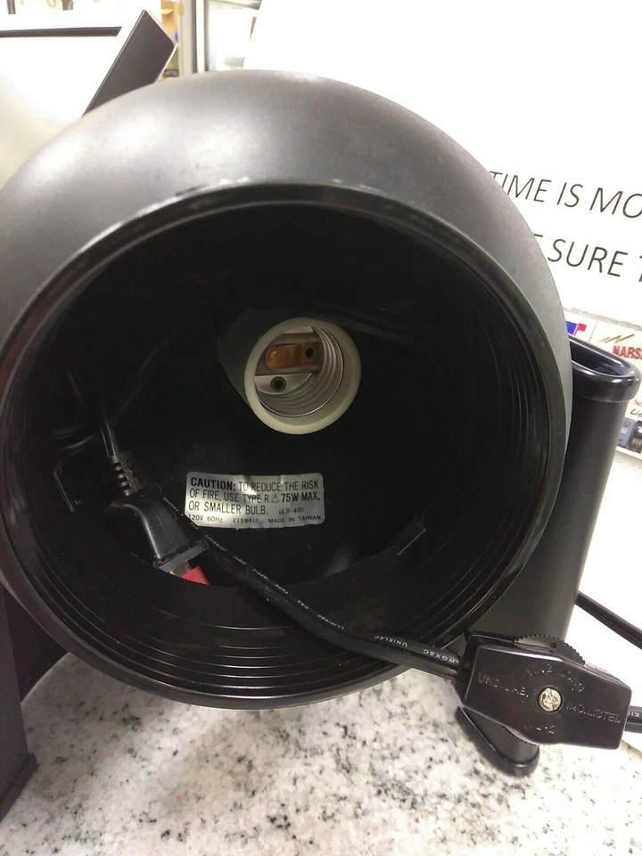 Luminária de mesa Kenroy Lighting 20508 BL-1 com sombra preta CIRCLE (#30B - Imagem 3 de 4