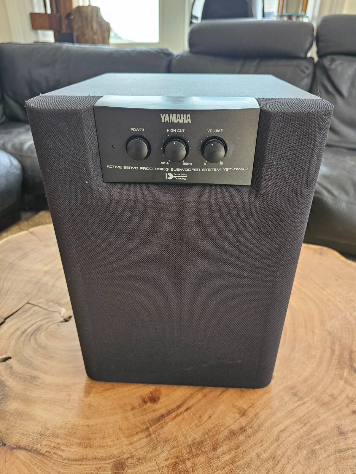 YAMAHA YSTSW40 Active Servo Processing Powered Subwoofer Sub eBay