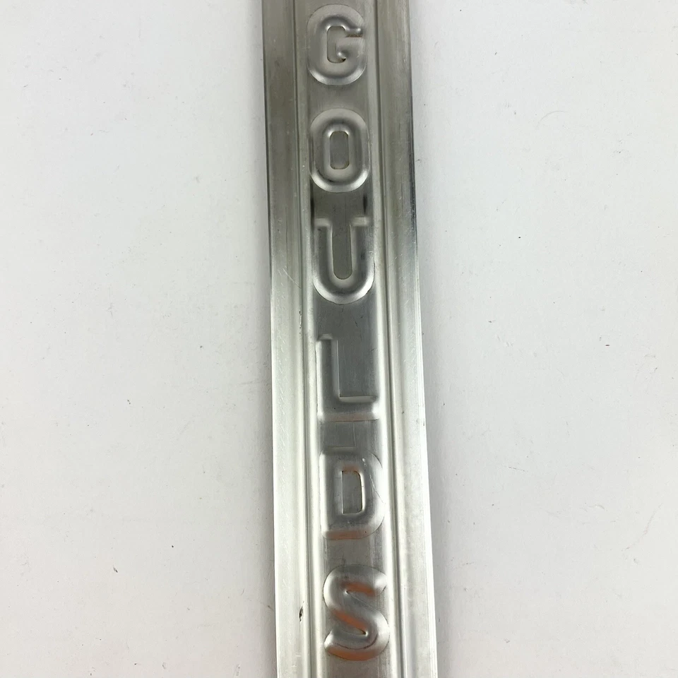 Conducto de bomba de pozo de agua Goulds de acero inoxidable Steampunk Rat Rod hombre decoración de cueva Foto 2 de 4