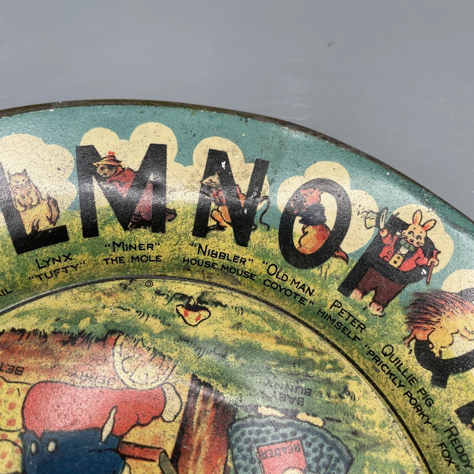 Placa alfabeto vintage litográfica de hojalata Peter Rabbit Él mismo Foto 4 de 4