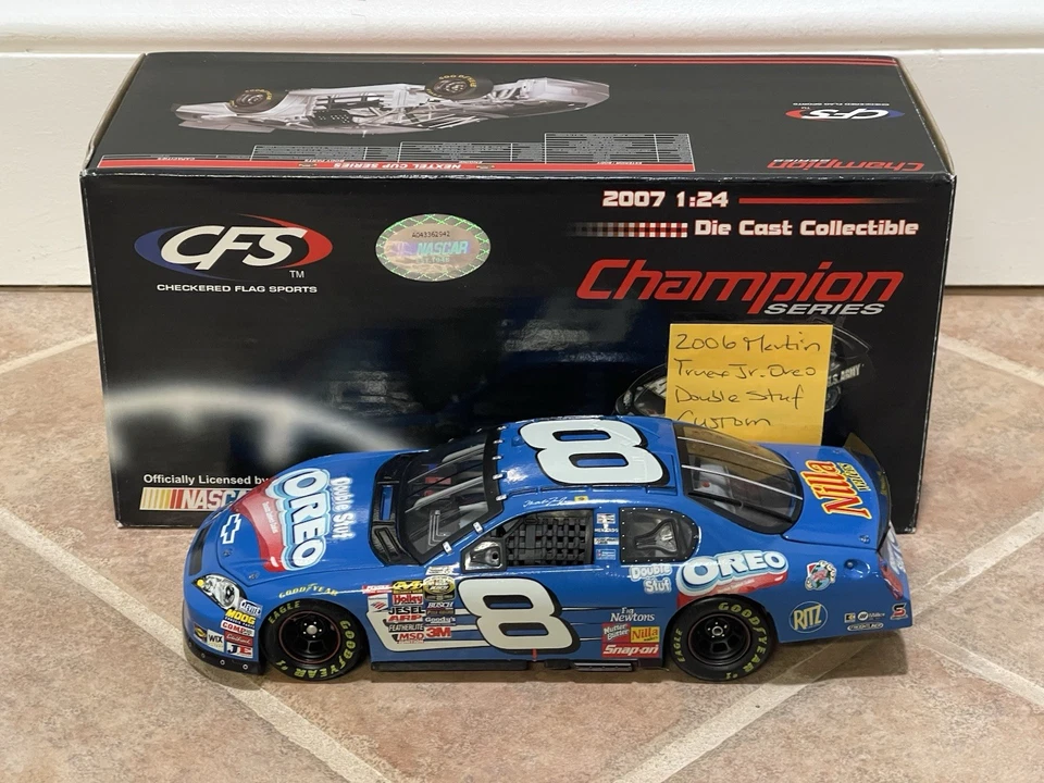 2006 Martin Truex Jr Double Stuf Oreo Dover Busch Series CUSTOM CFS NASCAR 1/24 - Image 3 of 4
