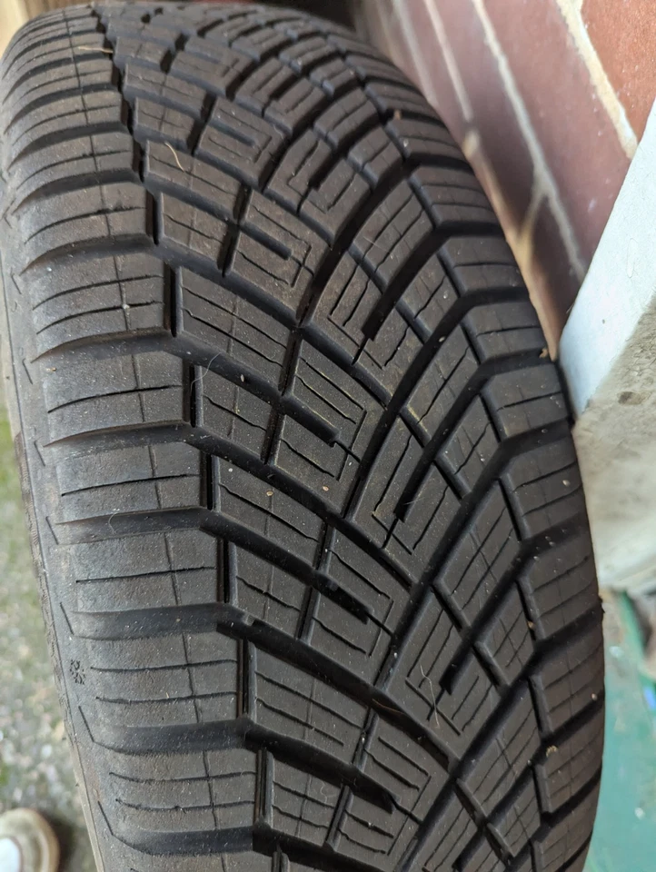 Continental All Season Contact 2 185/60 R 15H XL - Image 4 of 4