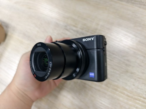 Sony Cyber-shot DSC-RX100 IV(M4)20.1MP 2.9x Optical Zoom Digital Camera ...