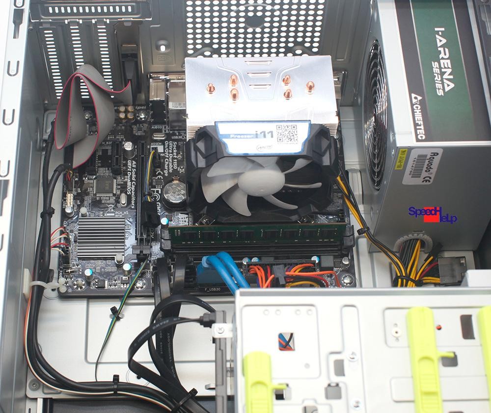 PC Computer Gigabyte GA-H81M-D2V Intel Core I7-4790 SSD Parallel