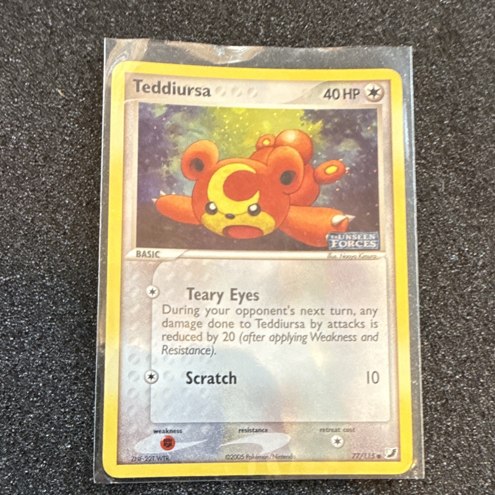 Nintendo Pokémon TCG Teddiursa 77/115 EX Unseen Forces Stamped Holo 40 HP