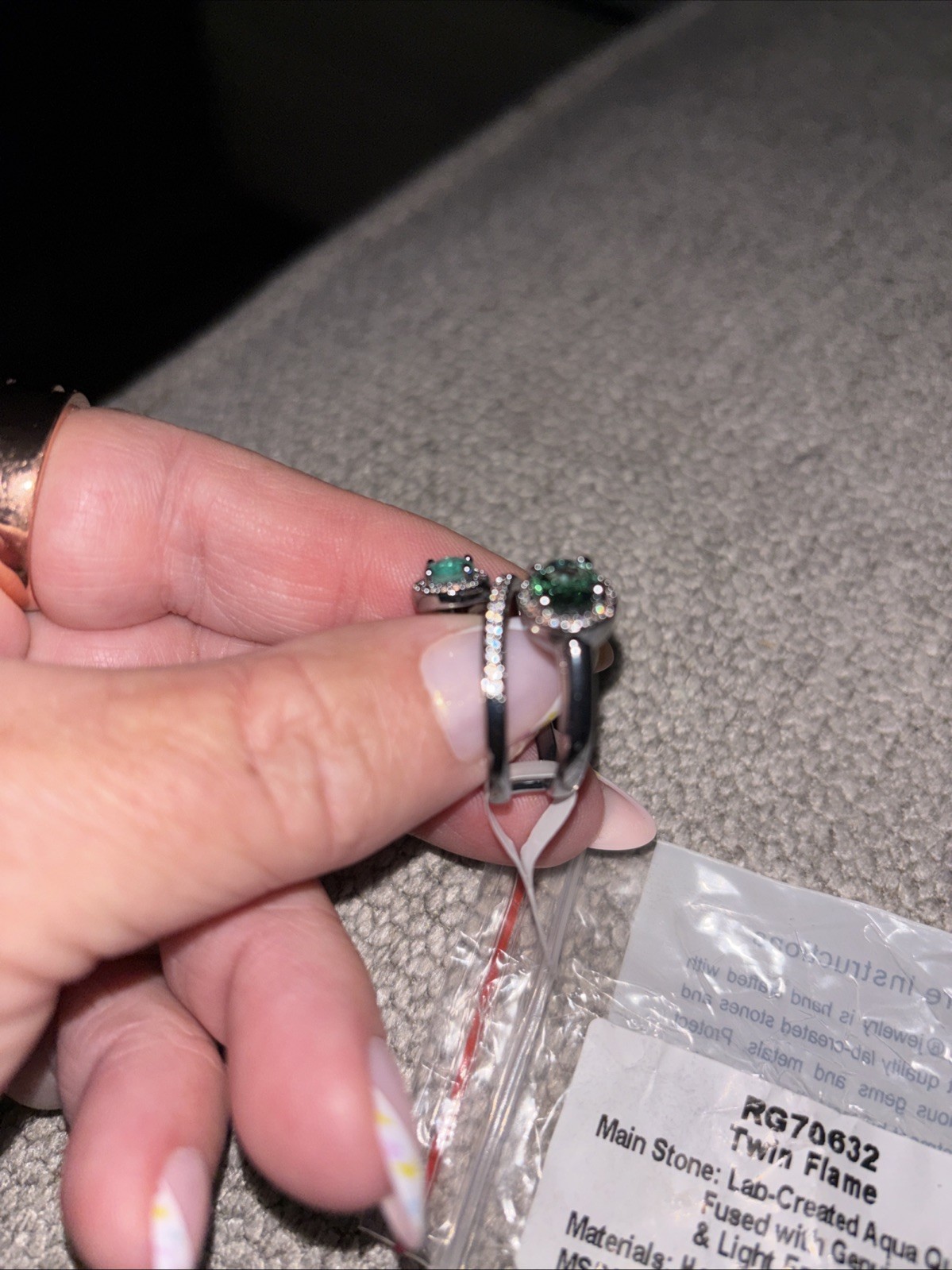 Rg70632 Twin Flame. Aqua Quartz And Light Emerald Hematite Plating - second product detail image