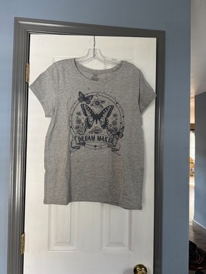 Womens Size M Gray Short Sleeve Graphic Tee Dream Maker & Butterfly on Front EUC