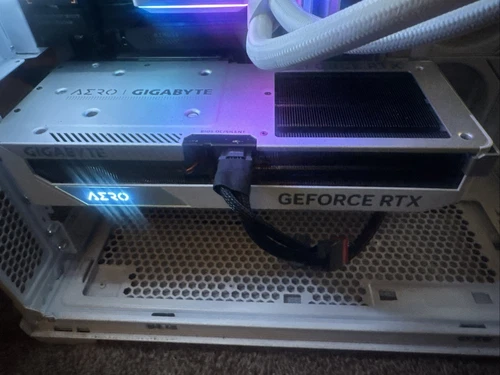 GIGABYTE GeForce RTX 4070Ti SUPER AERO OC 16G GDDR6X Graphics card 4k Gaming