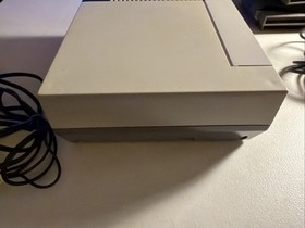 1985 Nintendo NES Console Bundle - 7 Games, 6 Controllers, Four Score, Gun -unte