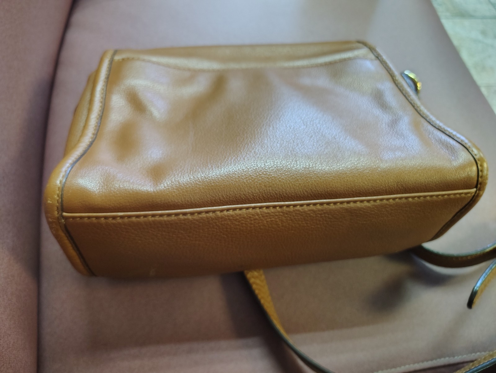 michael kors crossbody bag authentic - image 2