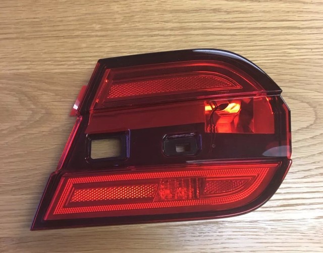 Jaguar XF X250 Facelift off Side Rear Fog Light Lamp Housing C2Z12876