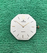 SEIKO/Lorus Y130A Watch Movement With Dial And Hands, NOS